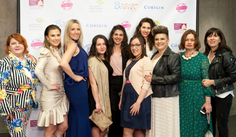 Na gala koncertu Amire Medunjanin Fondaciji Bosana prikupljeno rekordnih 100.000 dolara