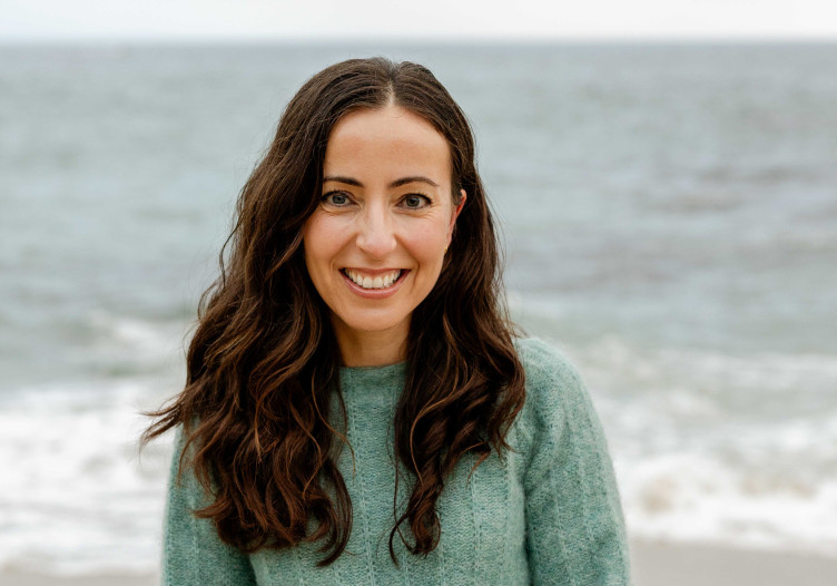 The Story of Nidzara Pecenkovic: She Wrote a Book—What Happened Next Will Inspire You!